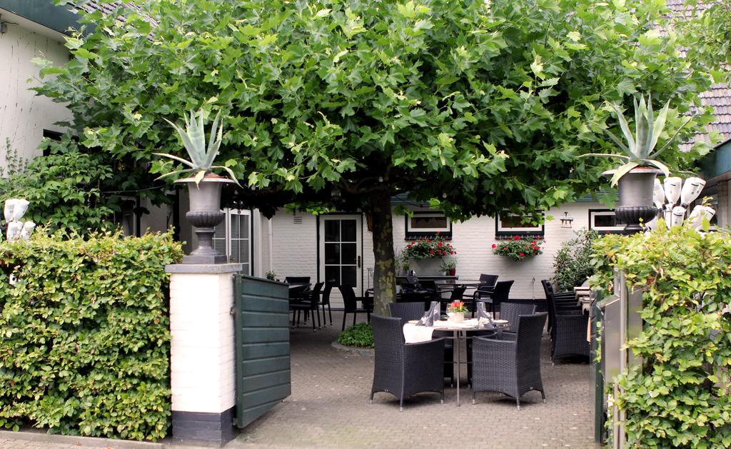 Hotel Restaurant Oolderhof Bv Roermond Exterior foto